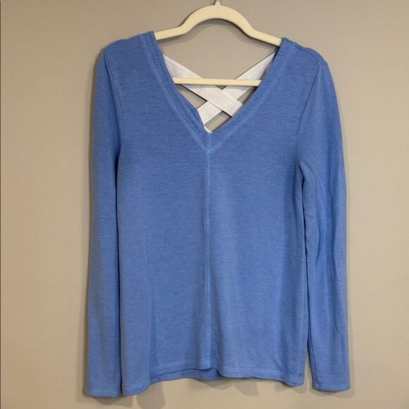 Lilly Pulitzer luxletic Areli pullover in heathered Bennett blue stretchy bands - Picture 4 of 6